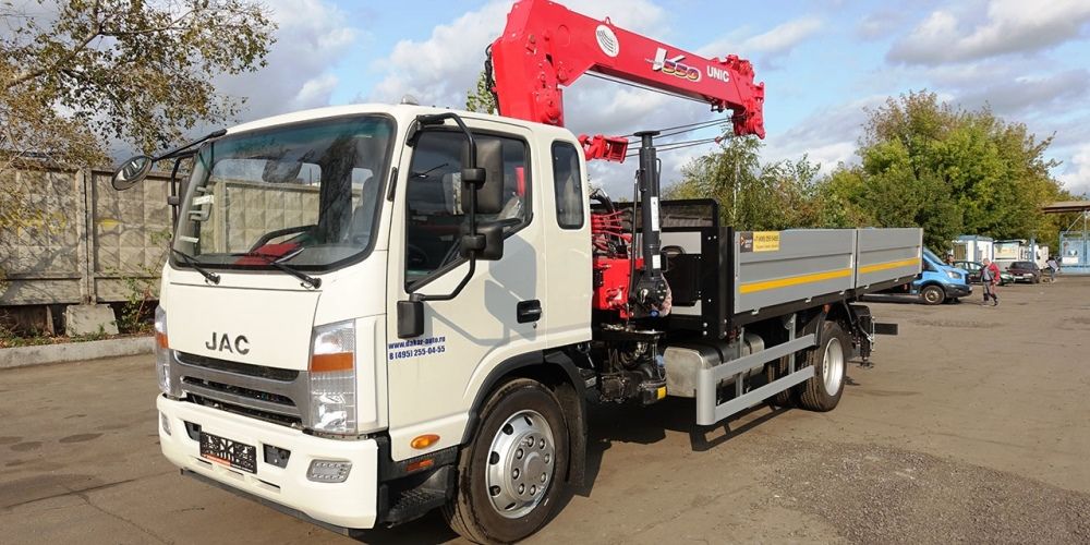 Xe Tải JAC 3.5 Tấn Gắn Cẩu Unic 3 Khúc | Cẩu 3 Tấn Nhật Bền, Linh Hoạt Xe Tải JAC 3.5 Tấn Gắn Cẩu Unic 3 Khúc | Cẩu 3 Tấn Nhật Bền, Linh Hoạt